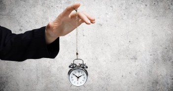 Zeitmanagement: Priorisierung nach Dringlichkeit oder Wichtigkeit? Oder: Warum Prokrastinieren effizient macht.