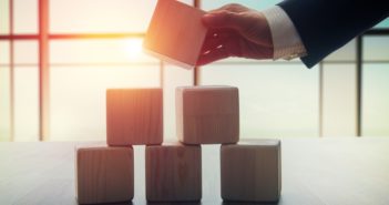 Lebensversicherungen: Der Kampf um die Wiederanlage