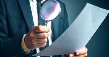 Selbstständig oder nicht selbstständig? – Fragen und Antworten zu den neuen Regeln des AÜG und BGB